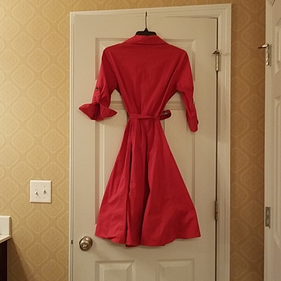 Dress - Picture 2 of 3